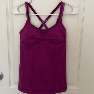 Lululemon tank